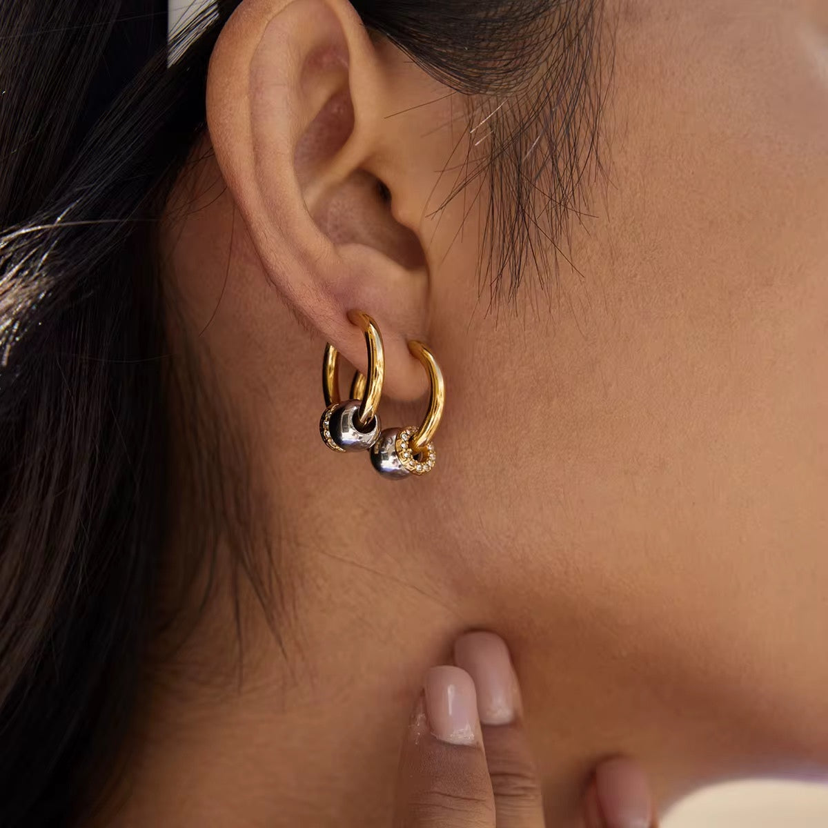 Luna Dual-Tone Hoop Earrings