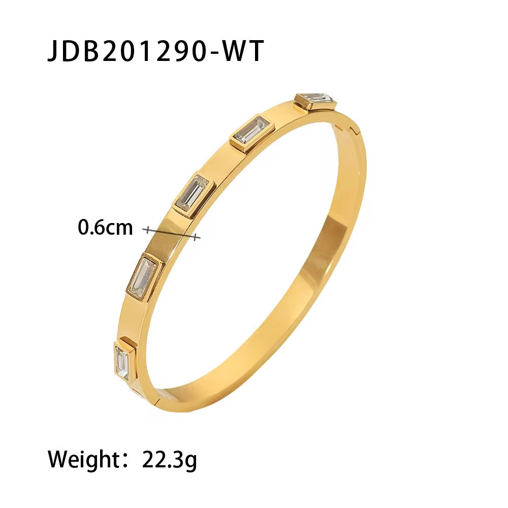Timeless Gold Baguette Bangle
